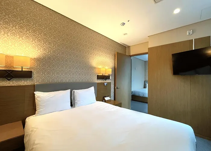 Mohenic Myeongdong 3*