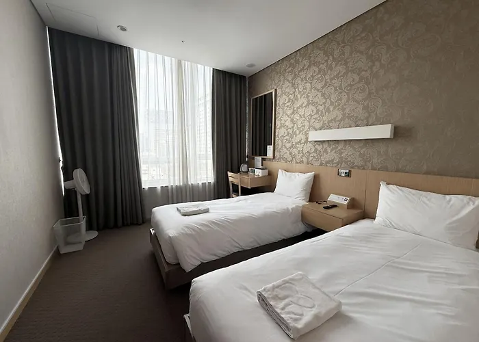 Mohenic Myeongdong Hotel