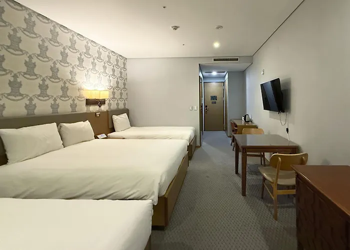 Mohenic Myeongdong Hotel 3*